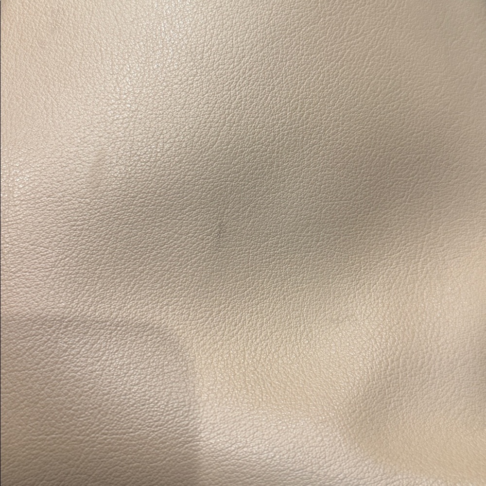 Saint Laurent Tan Leather Tote with Slim Strap and pouch - Picture 5 of 13